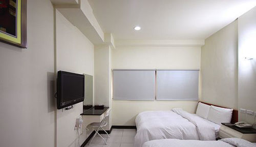 E Moon Hotel Taichung Exterior foto
